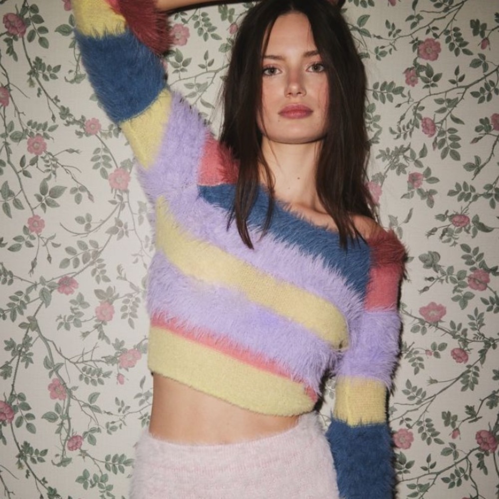 Urban Outfitters Kimchi Blue Chloe Stripe Eyelash Sweater small